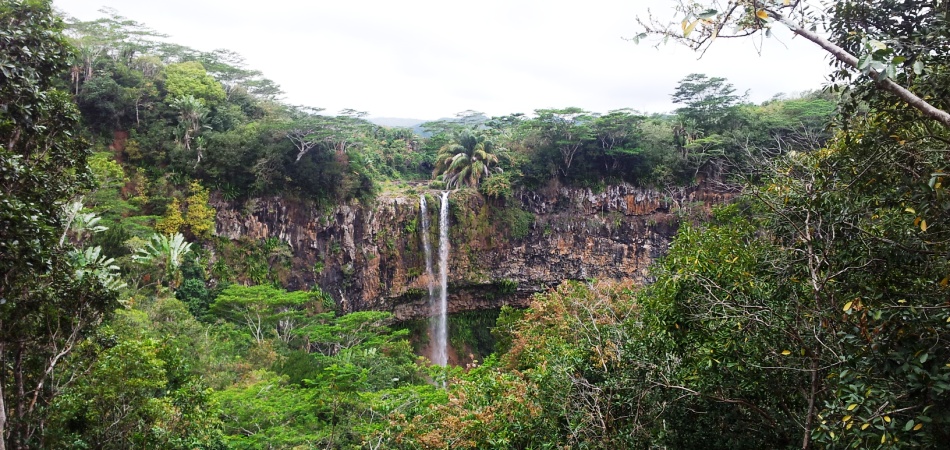 Cascade Chamarel