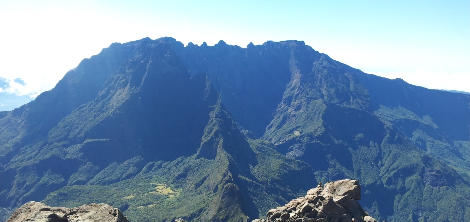 Massif du Piton des Neiges vu du Grand Bénare